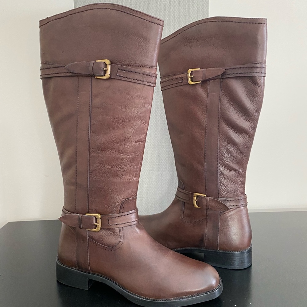 NWT Women’s Maurices Brown Genuine Leather Boot